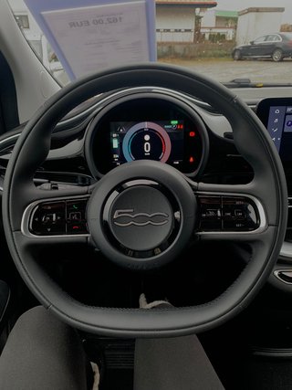 Fiat 500e Icon, LED-Tagfahrlicht, Navigationssystem - bilder 6