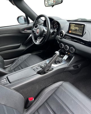 Fiat 124 Spider Lusso - foto 5