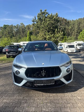 Maserati Levante Modena Tributo F Werksgarantie bis 03.2026 !AUTO VOM CHEF! - bilder 4
