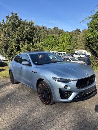 Maserati Levante Modena Tributo F Werksgarantie bis 03.2026 !AUTO VOM CHEF! - bilder 2