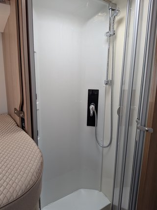 Malibu I 490 LE 160 PS, 9-Gang Automatik - bilder 13
