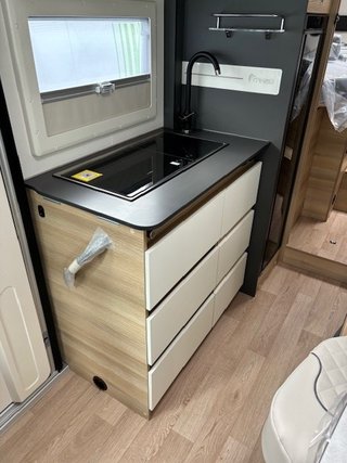 Itineo CJ660 Automatik Connect-Paket, Life Paket, LED - bilder 9