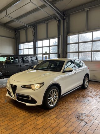 Alfa Romeo Stelvio Gebrauchtwagen Kaufen