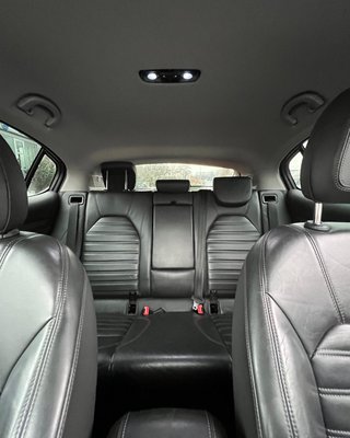 Alfa Romeo Stelvio First Edition Q4 2.0 Turbo Launch, Klimaautomatik, Sitzheizung Fahrer und Beifahrersitz - bilder 11