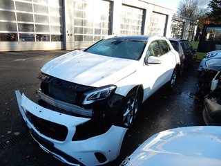 Mercedes-Benz GLA 180 i Autom. Gebrauchtwagen Kaufen
