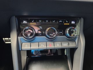 Skoda Karoq Sportline 2,0TDI DSG 4*J.Gar/Pano/aAHK/Matrix/Navi    ** - foto 23
