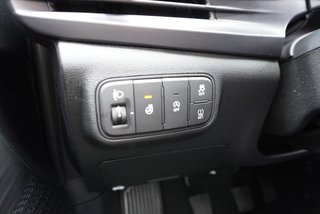 Hyundai i20 1,2 79PS Navi/Winterp/Kamera/Temp/Pdc  ** - bilder 18