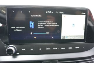Hyundai i20 1,2 79PS Navi/Winterp/Kamera/Temp/Pdc  ** - bilder 41