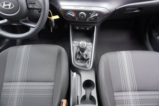 Hyundai i20 1,2 79PS Navi/Winterp/Kamera/Temp/Pdc  ** - bilder 16