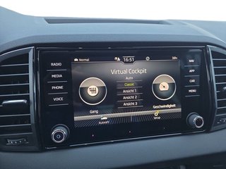 Skoda Karoq Sportline 1,5TSI DSG 4*J.Gar/Pano/aAHK/Matrix/Navi    ** - bilder 33