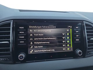 Skoda Karoq Sportline 1,5TSI DSG 4*J.Gar/Pano/aAHK/Matrix/Navi    ** - bilder 39