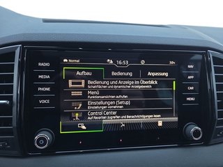 Skoda Karoq Sportline 1,5TSI DSG 4*J.Gar/Pano/aAHK/Matrix/Navi    ** - bilder 43