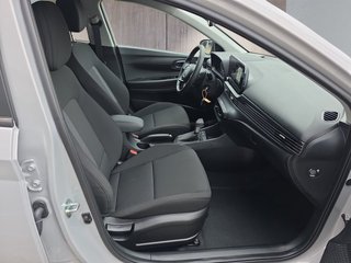 Hyundai i20 1.0 T-GDI DCT Navi/Kamera/Winterp/Klimaaut.  ** - foto 11
