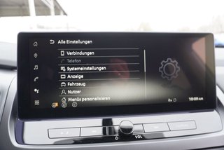 Nissan Qashqai 1,3 DIG-T Xtronic Navi/Head-Up/LED/el.Klappe  ** - bilder 36