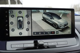 Nissan Qashqai 1,3 DIG-T Xtronic Navi/Head-Up/LED/el.Klappe  ** - bilder 44