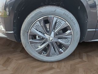 Skoda Karoq Sportline 1,5TSI DSG 4*J.Gar/aAHK/Matrix/Navi - bilder 11