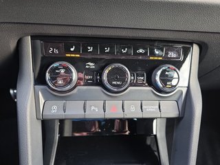 Skoda Karoq Sportline 1,5TSI DSG 4*J.Gar/aAHK/Matrix/Navi - bilder 24