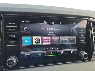 Skoda Karoq Sportline 1,5TSI DSG 4*J.Gar/aAHK/Matrix/Navi - bilder 25