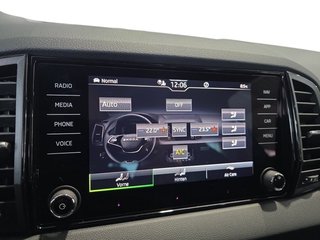 Skoda Karoq Sportline 1,5TSI DSG 4*J.Gar/Pano/aAHK/Matrix/Navi    ** - bilder 44