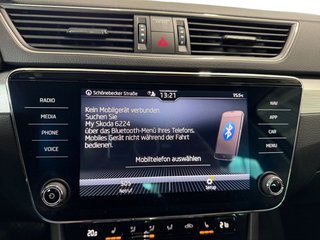 Skoda Superb Combi 1,5TSI DSG Navi/Kamera/el.Klappe/Kessy         ** - bilder 22