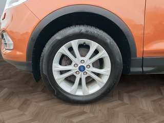 Ford Kuga Titanium 1,5 176PS 4x4 Aut. 8*Alu/Navi/Winterp. - foto 9