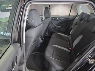 Skoda Kamiq Selection 1,0TSI DSG AHK/Kamera/LED/Kessy/Winterp.  ** - bilder 10