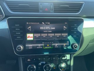 Skoda Superb Combi 1,5TSI DSG Navi/Kamera/el.Klappe/Kessy - bilder 15