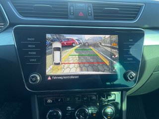 Skoda Superb Combi 1,5TSI DSG Navi/Kamera/el.Klappe/Kessy - bilder 18