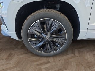 Skoda Karoq Sportline 2,0TDI DSG 4*J.Gar/Pano/aAHK/Matrix/Navi    ** - foto 10