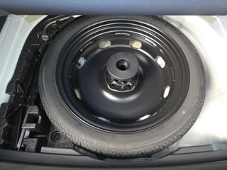 Skoda Karoq Sportline 2,0TDI DSG 4*J.Gar/Pano/aAHK/Matrix/Navi    ** - foto 17