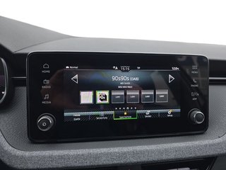 Skoda Kamiq Selection 1,5TSI DSG AHK/Kamera/LED/Kessy/Winterp.  ** - bilder 19