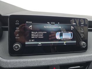 Skoda Kamiq Selection 1,5TSI DSG AHK/Kamera/LED/Kessy/Winterp.  ** - bilder 28
