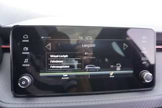 Skoda Kamiq Monte Carlo 1,5TSI DSG 4*J.Gar/18*Alu/el.Klappe  ** - foto 35