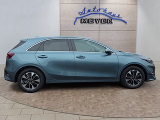 Kia Ceed 1,5 T-GDI 16*Alu/Navi/Kamera/Winterp/Temp.  ** - bilder 1