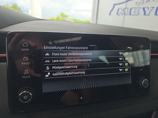 Skoda Kamiq Monte Carlo 1,5TSI DSG 5*J.Gar/Kessy/Matrix/Winterp/Kamera  ** - bilder 45