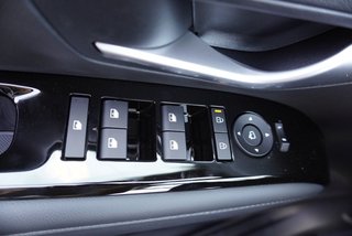 Hyundai TUCSON 1.6 T-GDI DCT Navi/Matrix/Keyless/el.Klappe  ** - bilder 20