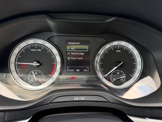 Skoda Karoq 2.0TDI Style 4x4 DSG AHK/LED/Navi - foto 23
