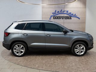 Skoda Karoq 2.0TDI Style 4x4 DSG AHK/LED/Navi - foto 1