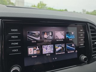 Skoda Karoq Sportline 1,5TSI DSG 5*J.Gar/aAHK/Matrix/Navi  ** - foto 36