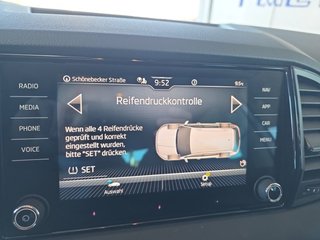 Skoda Karoq 2,0TDI DSG 4x4 Navi/LED/Kamera/ACC/Winterp.  ** - bilder 29