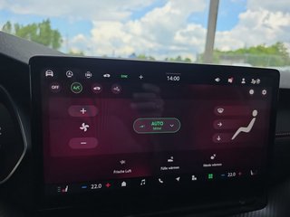 Skoda Octavia 2.0TSI RS 19*Alu/AHK/Navi/Matrix/ACC/el.Klappe  ** - bilder 29