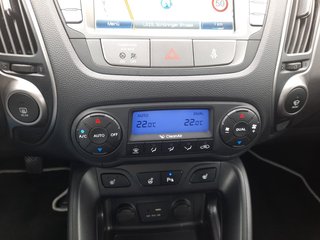 Hyundai TUCSON ix35 Navi/Bi-Xenon/Leder/Pano/WP/Ahk - foto 17