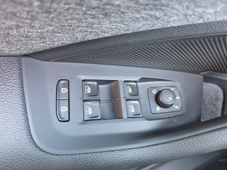 Skoda Superb Combi 2,0TDI DSG Navi/DCC/ACC/Kamera/Sitzhz.  ** - bilder 15