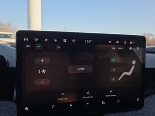 Skoda Superb Combi 2,0TDI DSG Navi/DCC/ACC/Kamera/Sitzhz.  ** - bilder 25