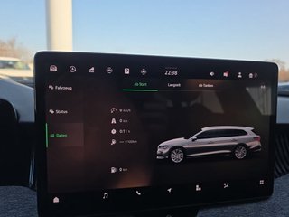 Skoda Superb Combi 2,0TDI DSG Navi/DCC/ACC/Kamera/Sitzhz.  ** - bilder 31