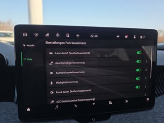 Skoda Superb Combi 2,0TDI DSG Navi/DCC/ACC/Kamera/Sitzhz.  ** - bilder 33