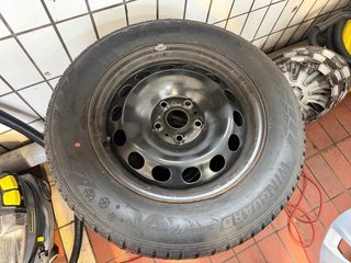 Skoda Karoq 1.5TSI Style DSG LED/Navi/Winterpaket - bilder 22