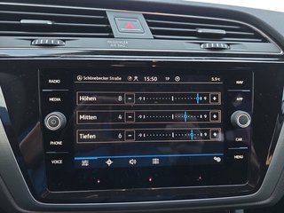 Volkswagen Touran 1,5TSI DSG 7-Sitzer/Easy Open/Kamera  ** - bilder 38