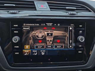 Volkswagen Touran 1,5TSI DSG 7-Sitzer/Easy Open/Kamera  ** - bilder 39