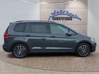 Volkswagen Touran 1,5TSI DSG 7-Sitzer/Easy Open/Kamera  ** - bilder 1